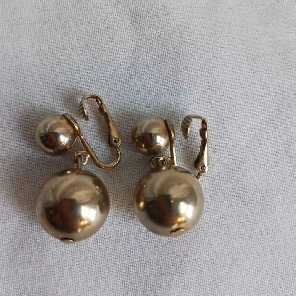 Bergere Gold Tone Round Ball Clip On Earrings Vintage
